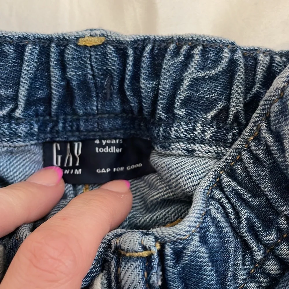 Elastic waist shorts