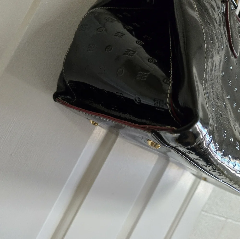 Arcadia large Italian patent leather black bag
