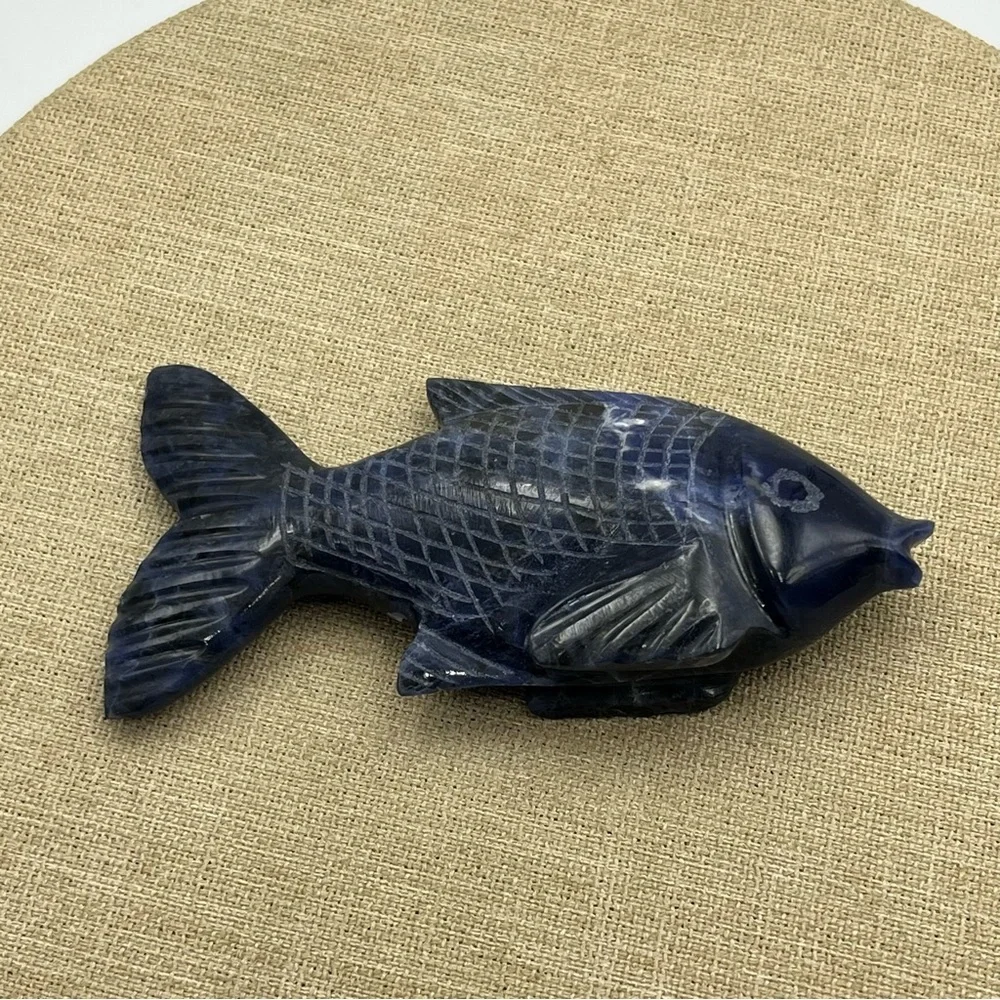 Hand carved Blue sodalite Fish-Shaped small figurine Decor