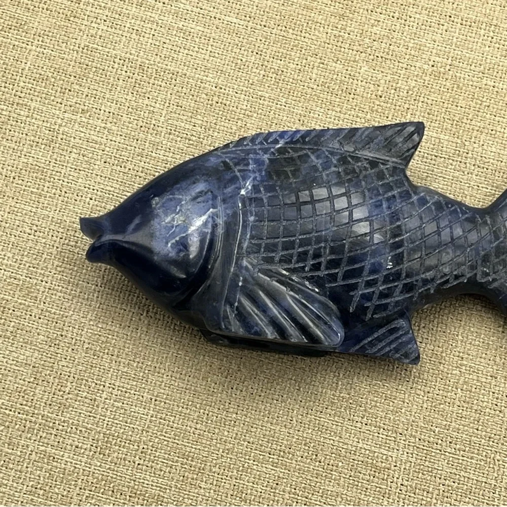 Hand carved Blue sodalite Fish-Shaped small figurine Decor