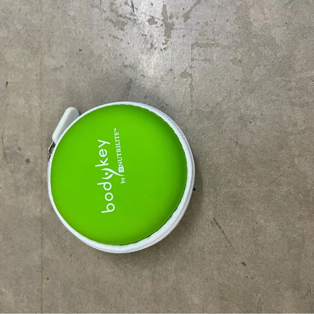 4 Green and White Earbuds with Case