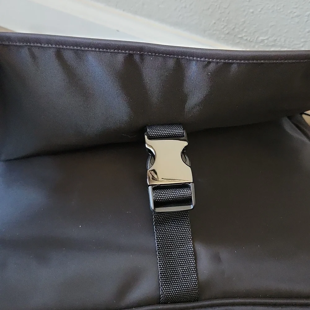 Emporio Armani Messenger Bag Shoulder & Crossbody Tote