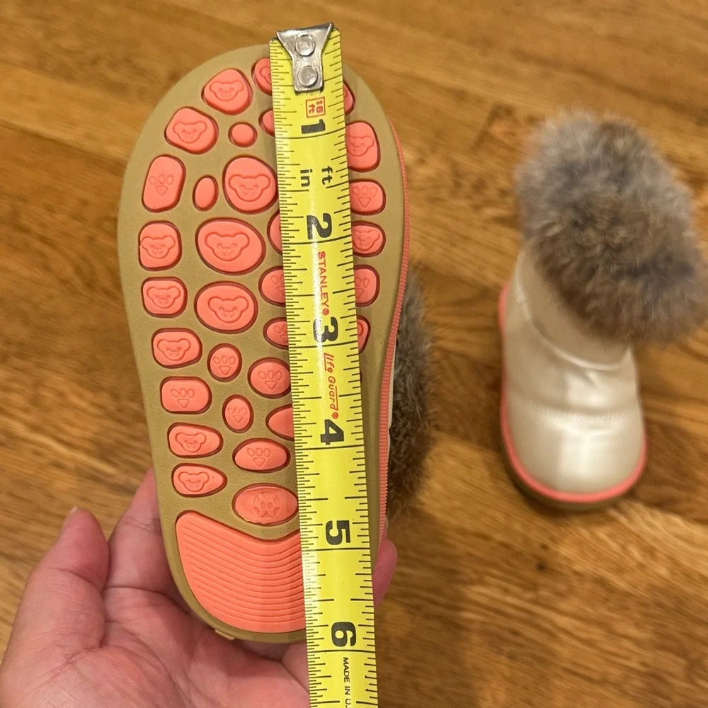 Rabbit Fur Trimmed Gold toddler boots Sz 23 toddler NWOT faux fur lined