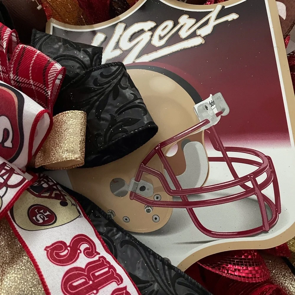San Francisco 49ers Sport Wreath with Red and Gold Accents