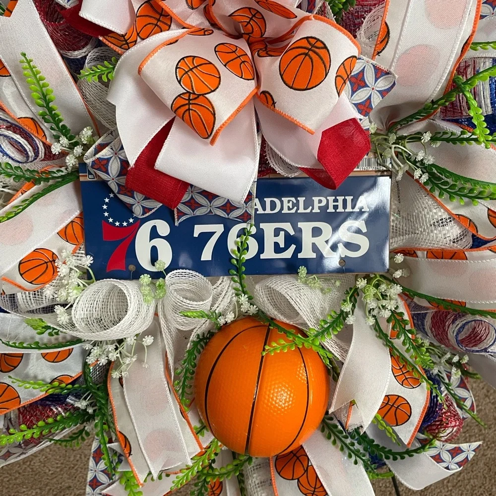 76ERS Festive Basketball Wreath