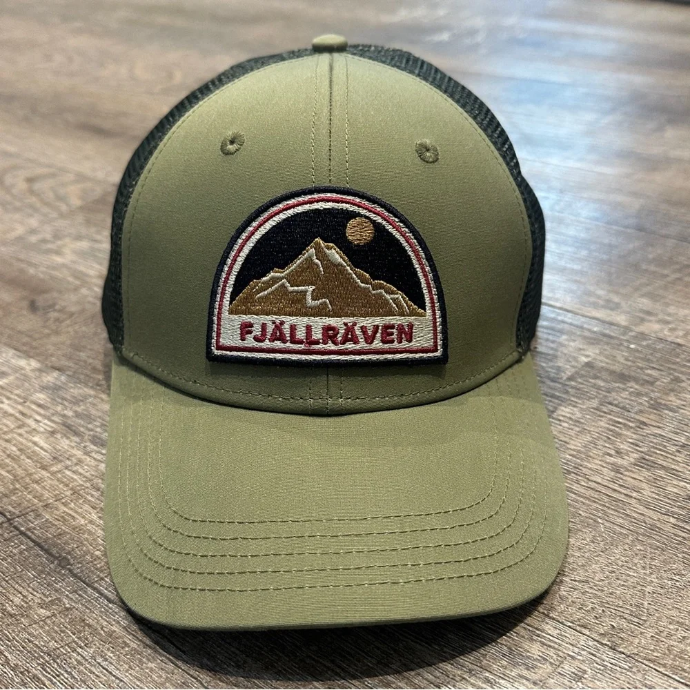 Fjällräven Green Trucker Hat Badge Langtradarkeps NWOT