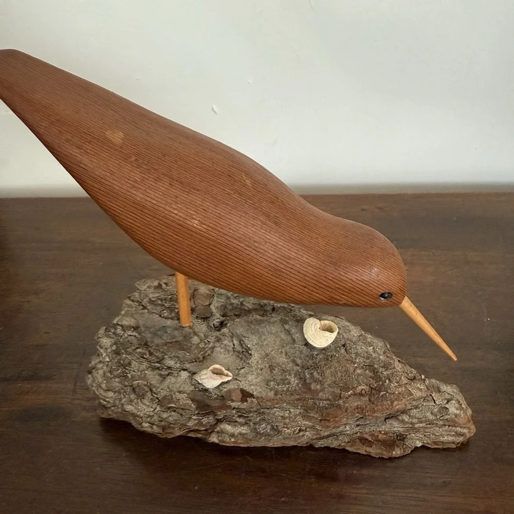 VTG Hand Carved Wooden Sandpiper Bird Figurine Nautical Beach Seashell Decor