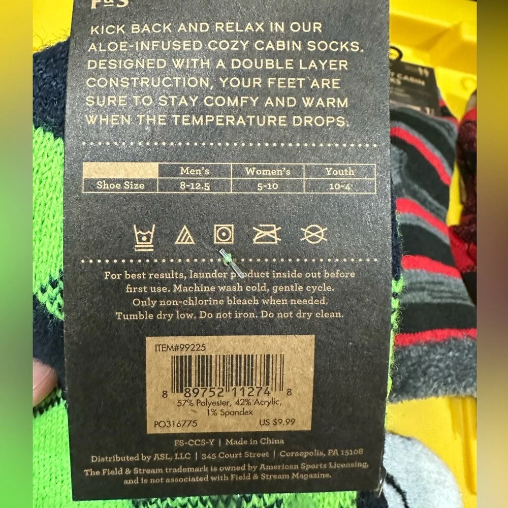 Bundle of 4‎ Boy Cozy Cabin Youth Socks Gripper Winter Non Slip Thick Warm Gift