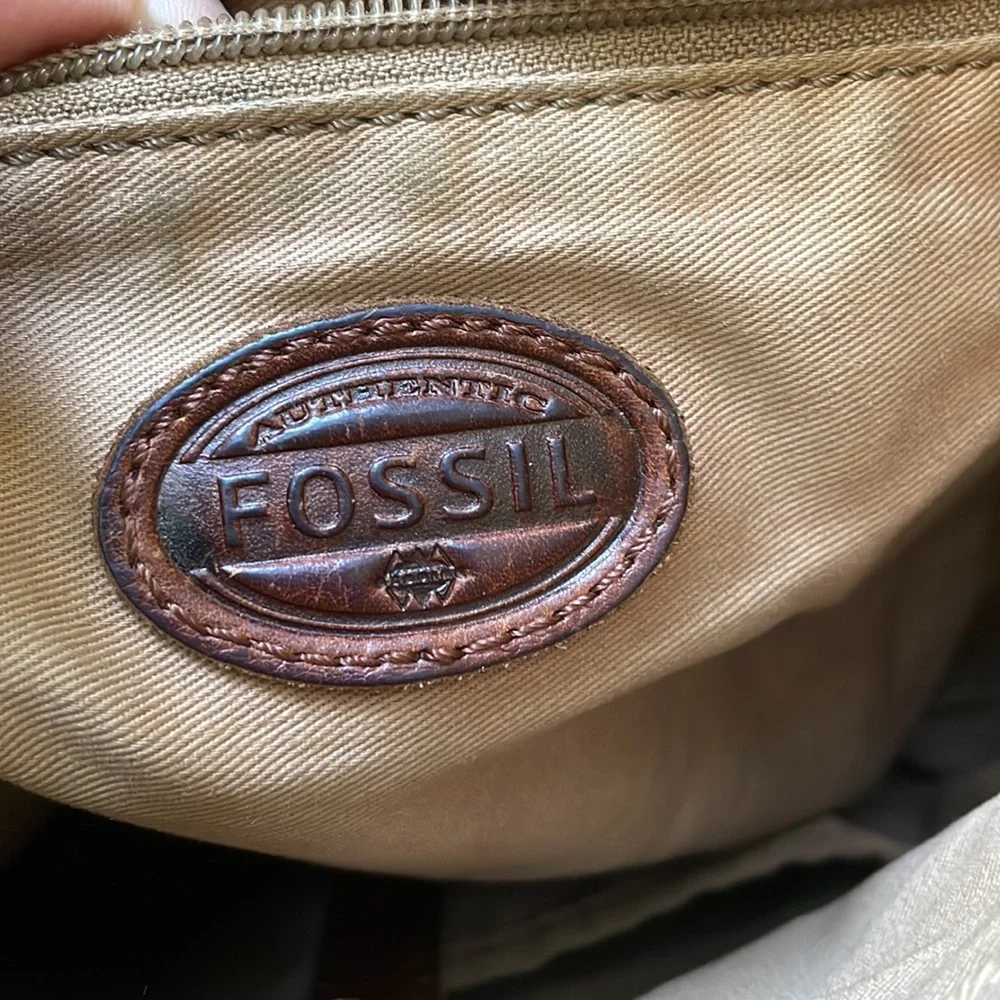 Vintage 80’s orange brown Fossil distressed leather bag