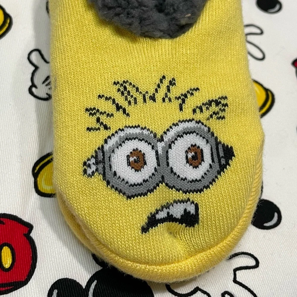 Licensed Slipper Socks Despicable Me Minions Toddler kids Sz 6-8.5