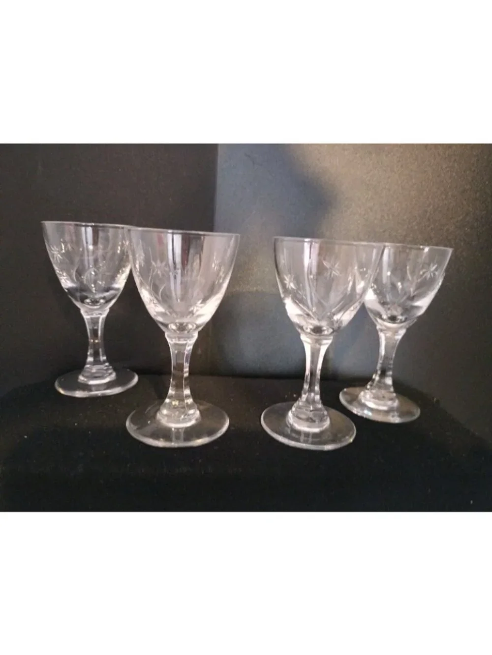 Set of 5 Cordial Short Stem Crystal Glasses Star Etched 3