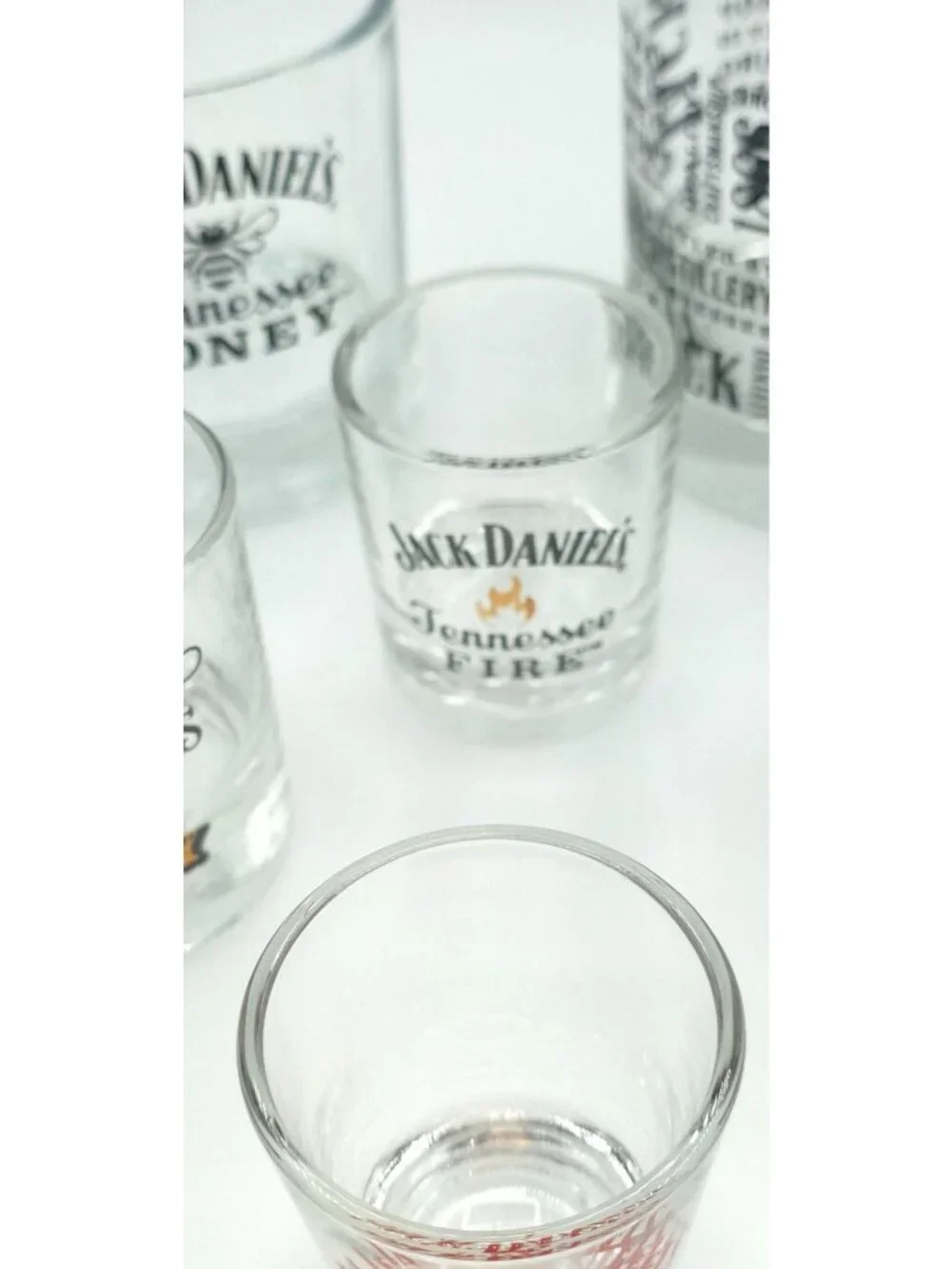 Jack Daniels Glass Set Of 6 With 4 Shot Glasses & 2 Whiskey Glasses