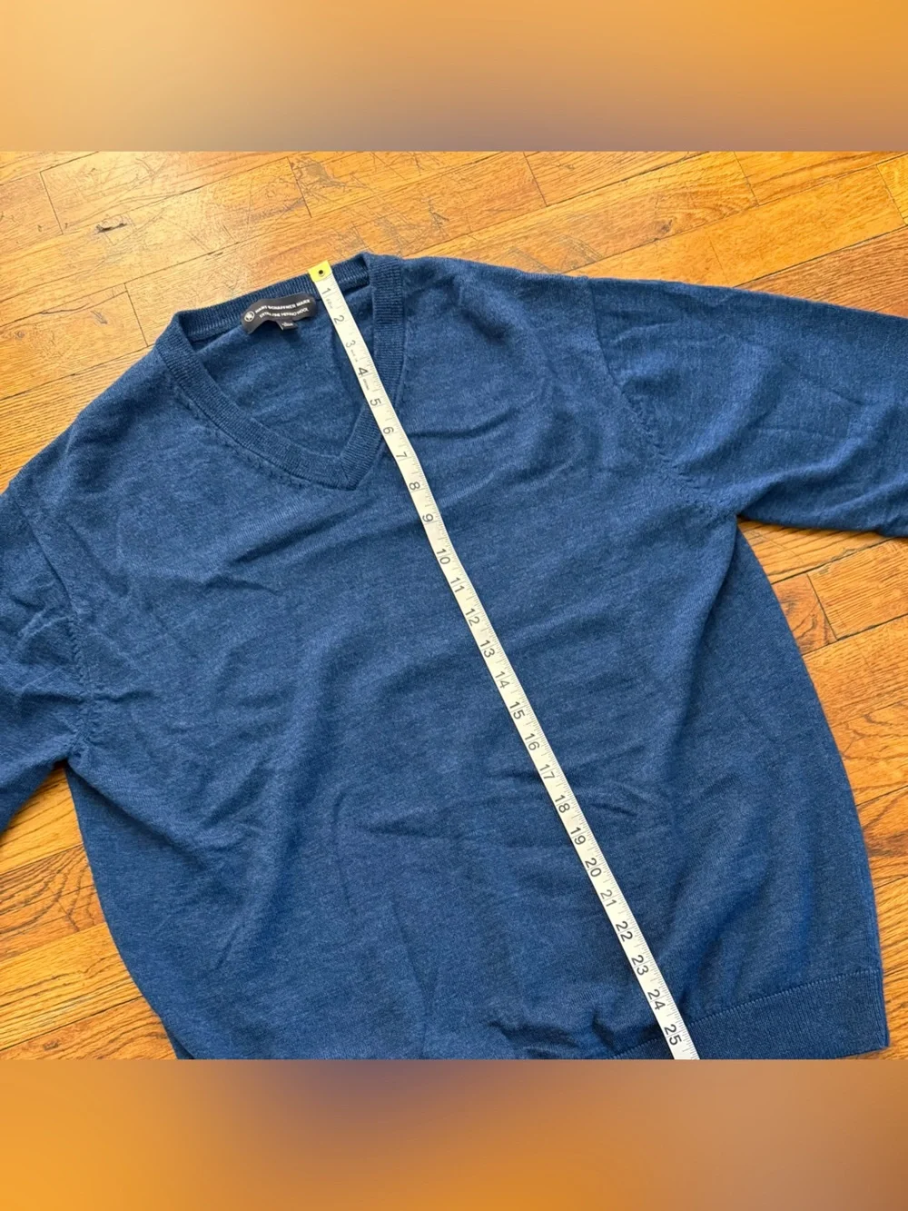 Hart Schaffner Marx 100% Extra Fine Merino Wool V-Neck Sweater Navy Blue - L