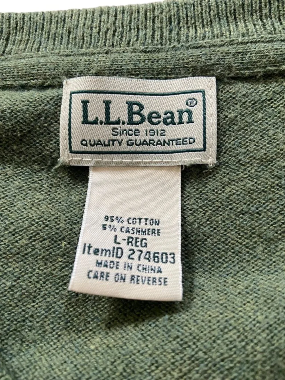 L.L. Bean Mens Vintage V Neck Sweater Green Size L Y2K Cashmere Blend Preppy