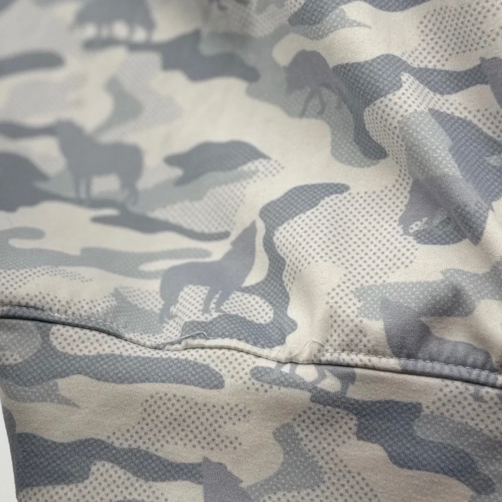 Waggle Golf Quarter Zip Pullover Mens Medium Grey White Wolf Camo Performance‎