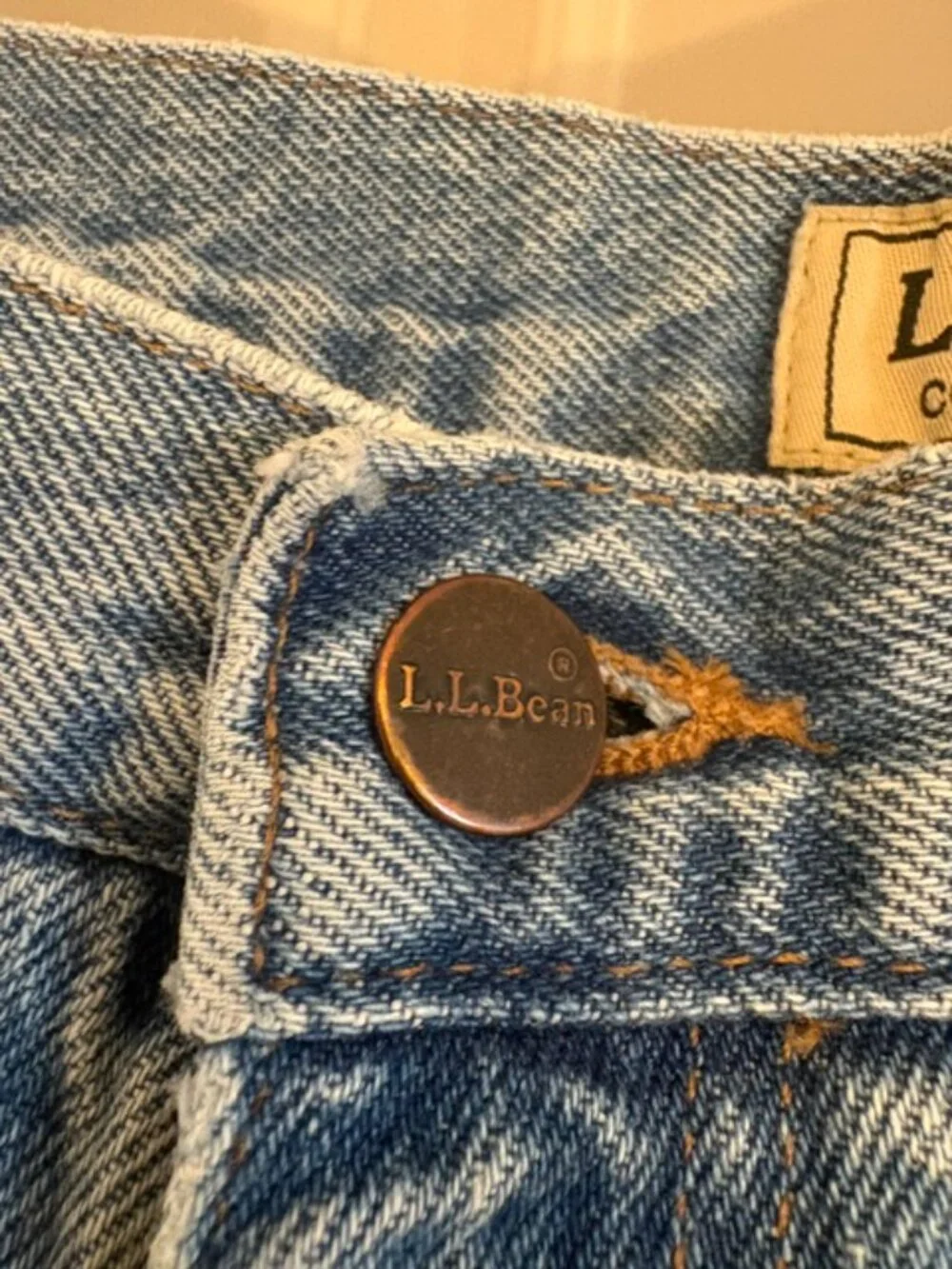 L.L. Bean Comfort Waist Jeans, Size 44 x 32
