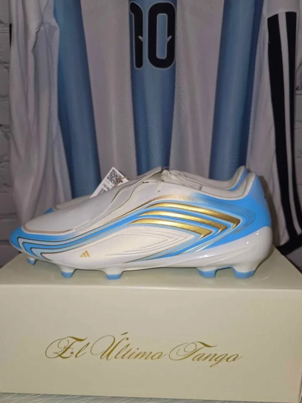 Sz 9.5 Messi adidas 