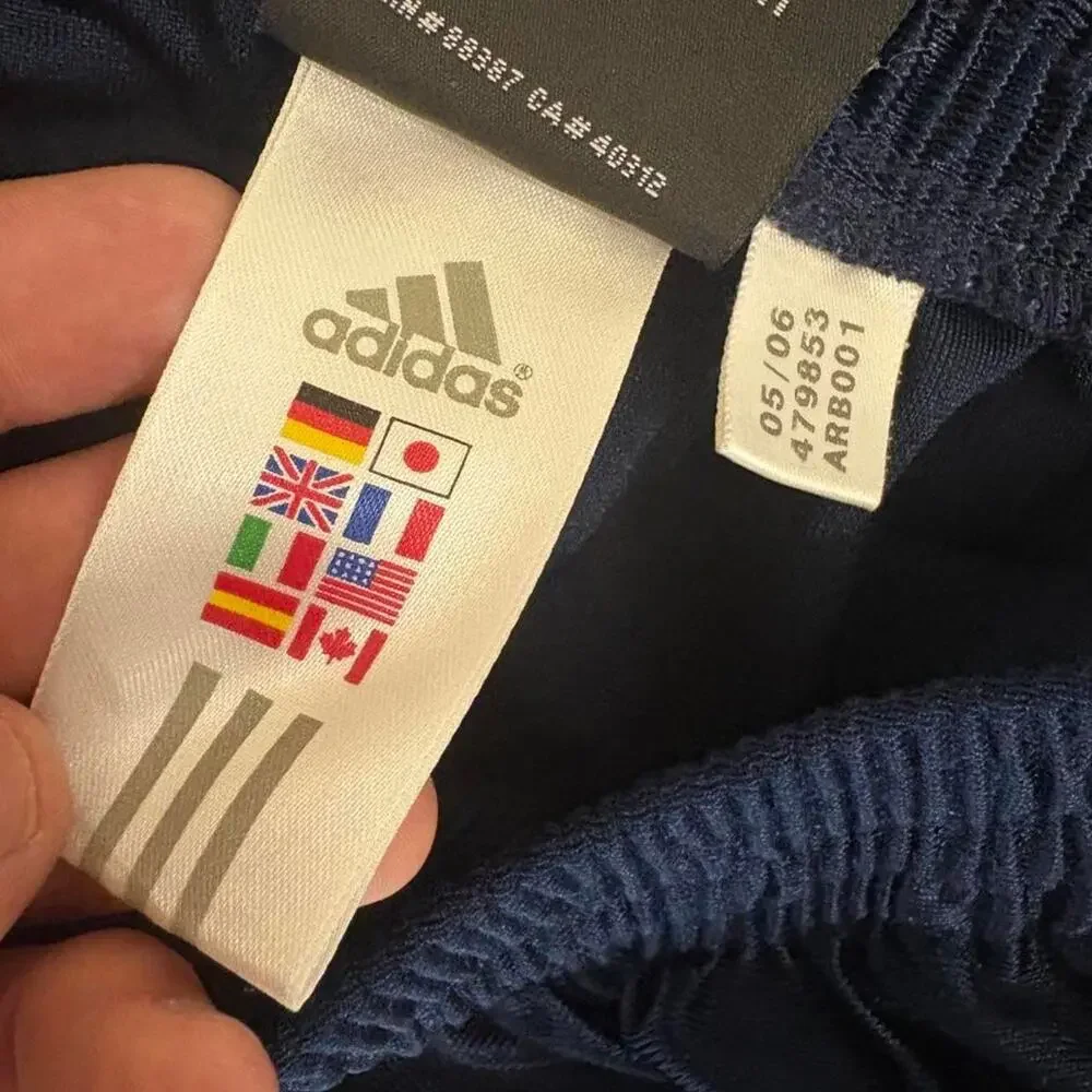 Vintage adidas striped dazzle shorts