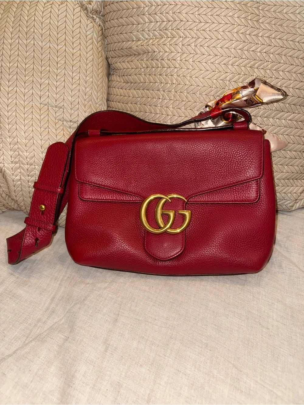 Gucci GG Marmont  Red Medium