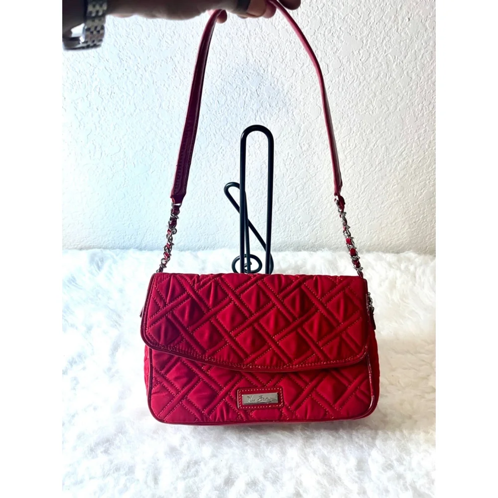 VERA BRADLEY CHAIN SHOULDER BAG PURSE IN BEAUTIFUL STYLISH 
