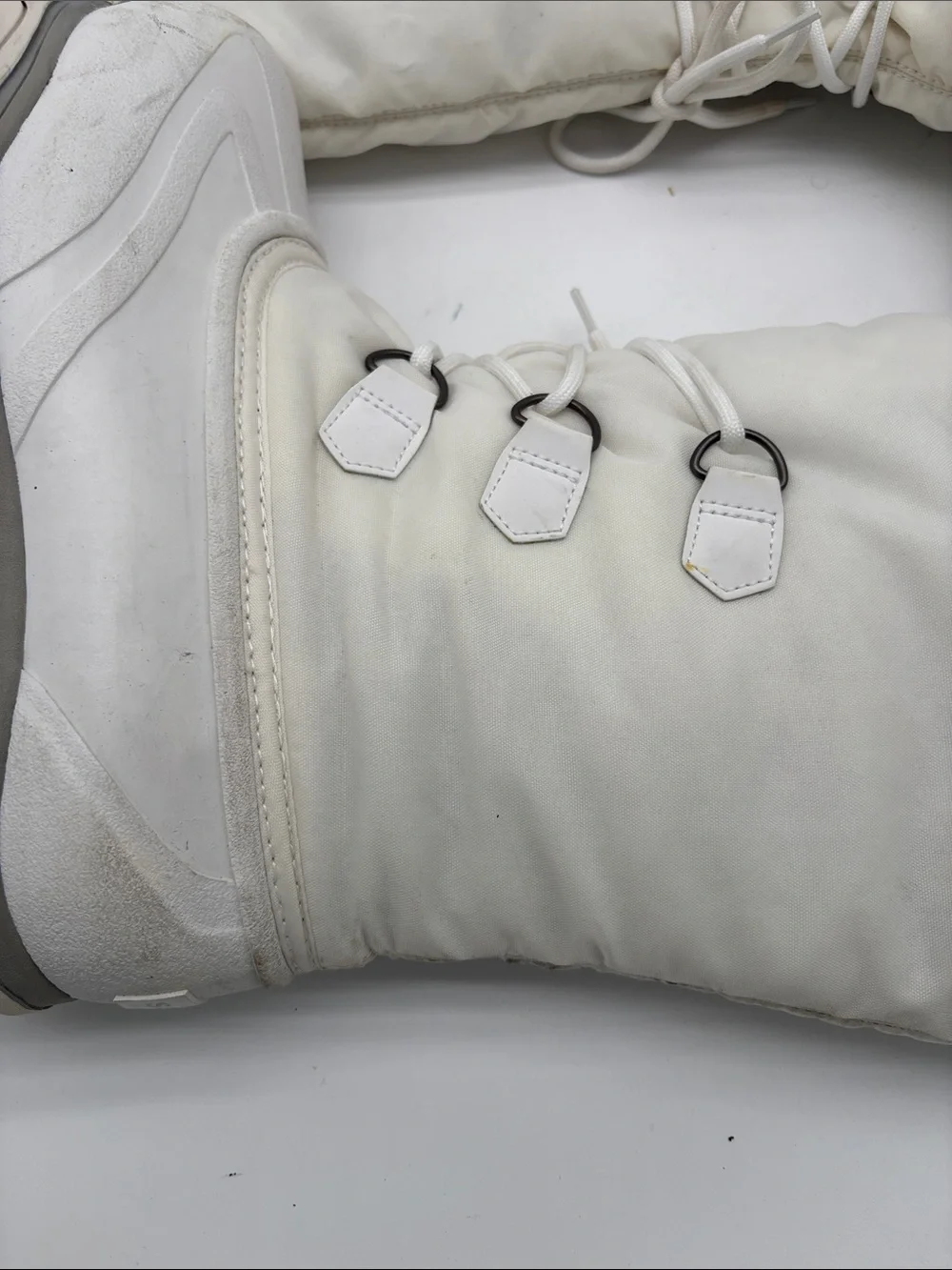 Sorel Snow Lion White Tall Lace Up Snow Women Size 9 BLEMISH