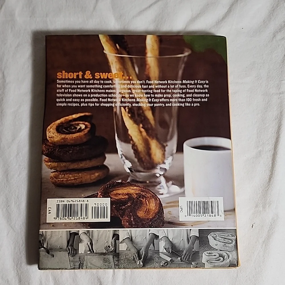 Food Network‎ Kitchens Making it Easy Cookbook
