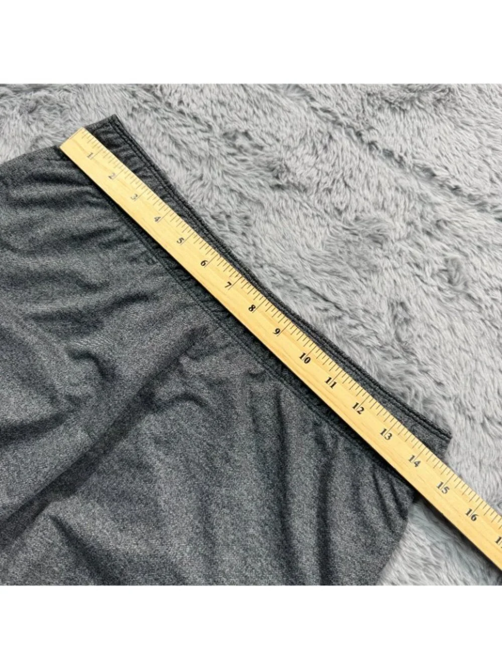 Nike Dri-FIT Attack Shorts Womens S Gray Polyester Athletic Running Gym Training