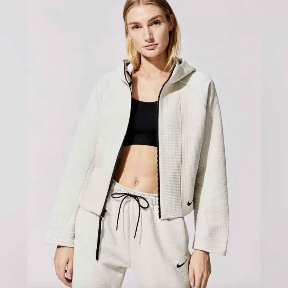 Nike tech fleece set