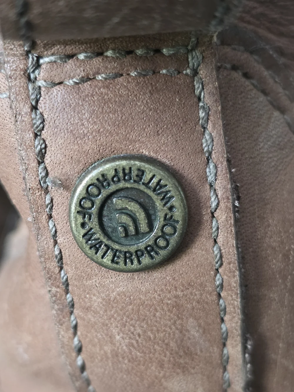 The North Face Chilkat III Waterproof Winter Snow Boots Brown Sz 8