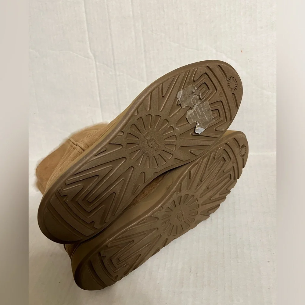 UGG Classic Short BLVD