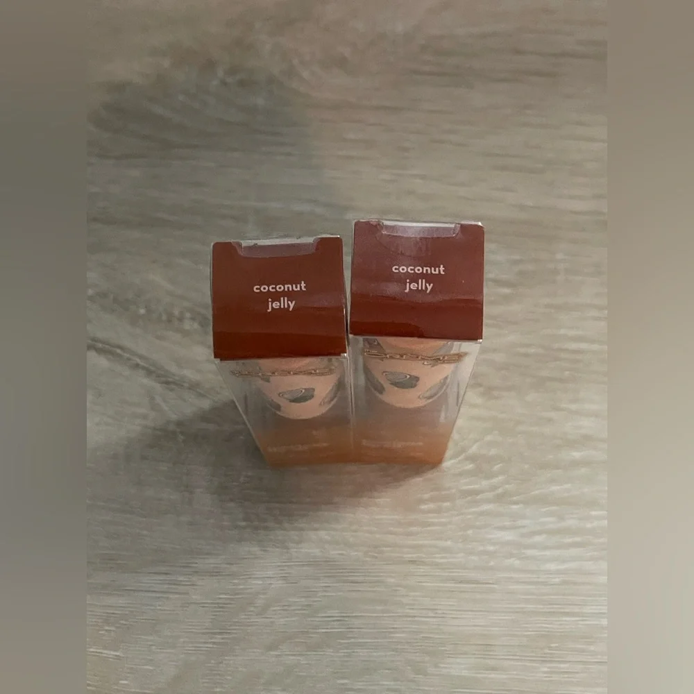 Crème shop  Luscious Lip Oil Set Coconut Jelly  2 new in box