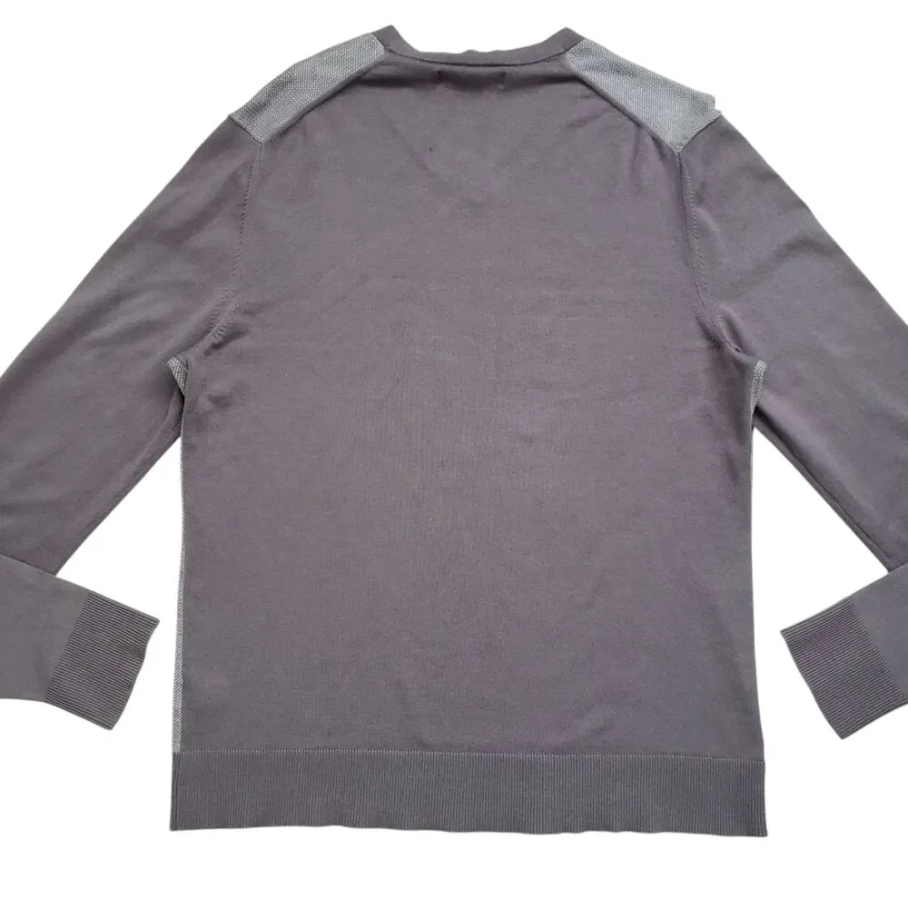 Banana Republic V-Neck Sweater Mens Small Gray Silk Blend Pullover Preppy