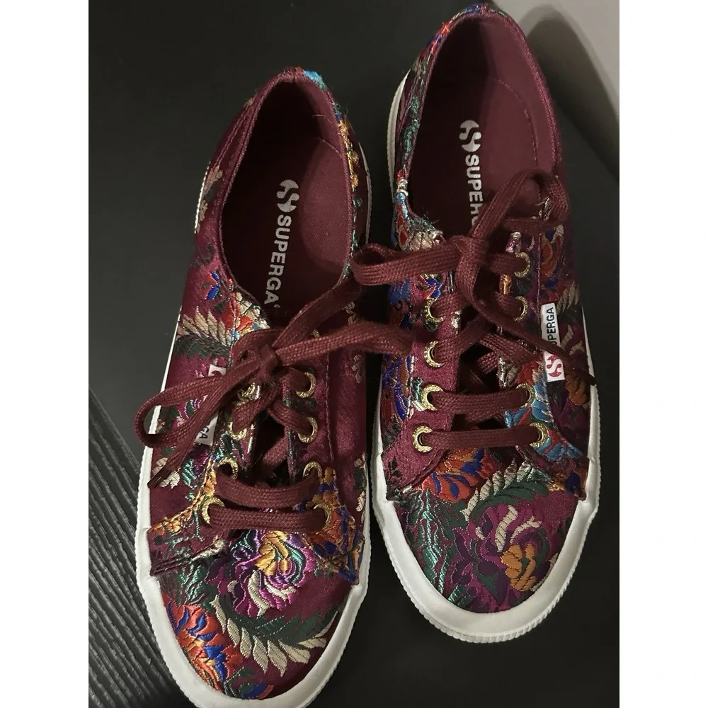 Superga Korelaw 2750 Embroidered Satin Sneakers Burgundy Floral Womens Size 7