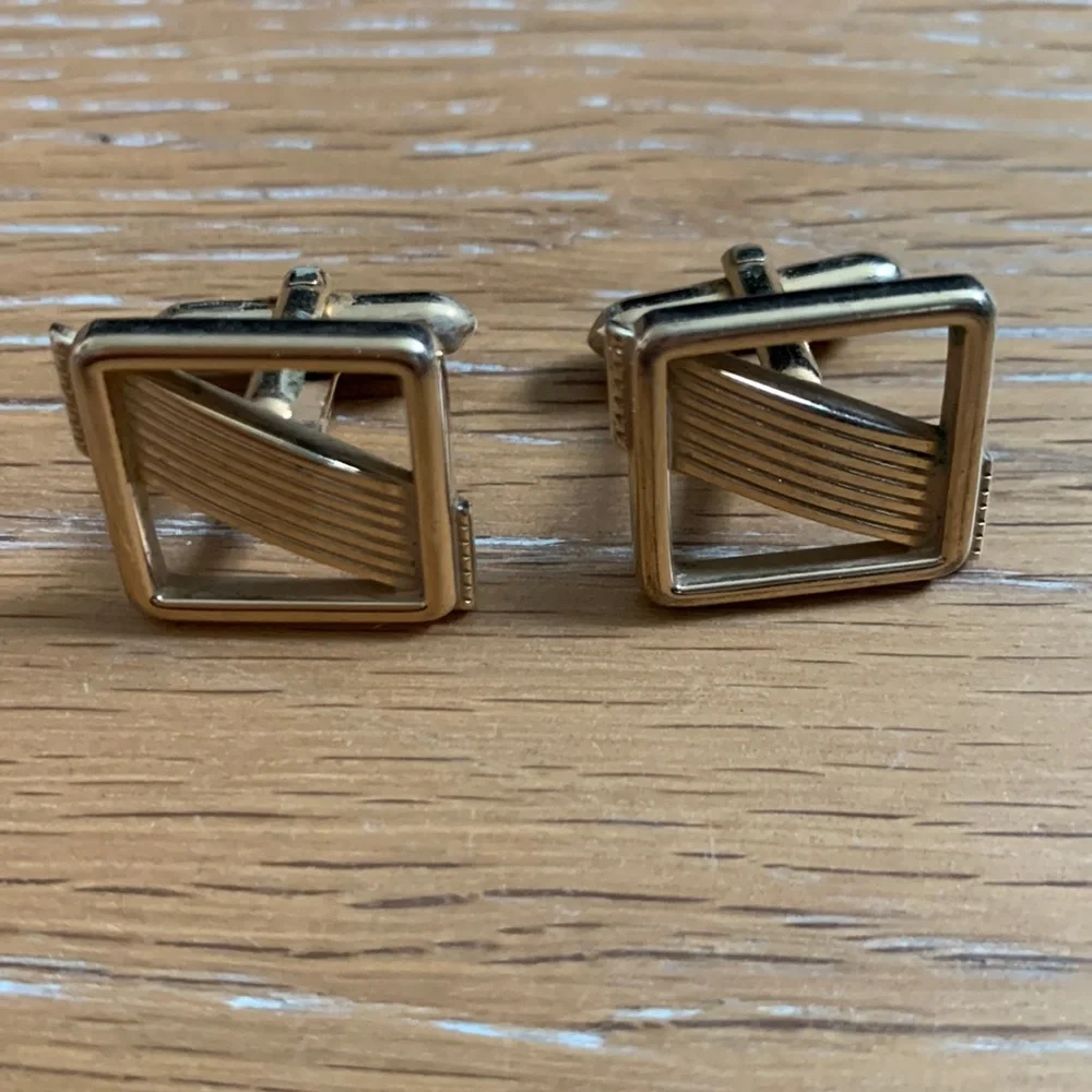 Swank gold cuff links