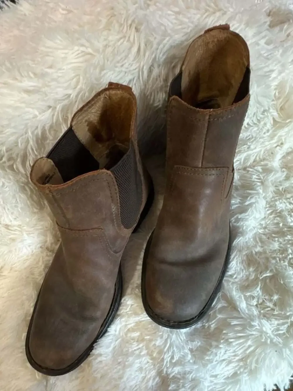 Born Men's Chelsea Boot, Size 10M, Brown Leather with Elastic Sides
