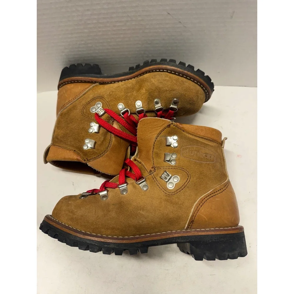 Vintage Dunham Waffle Stomper Hiking Boots Tan Suede Leather Vibram 6 M 6051