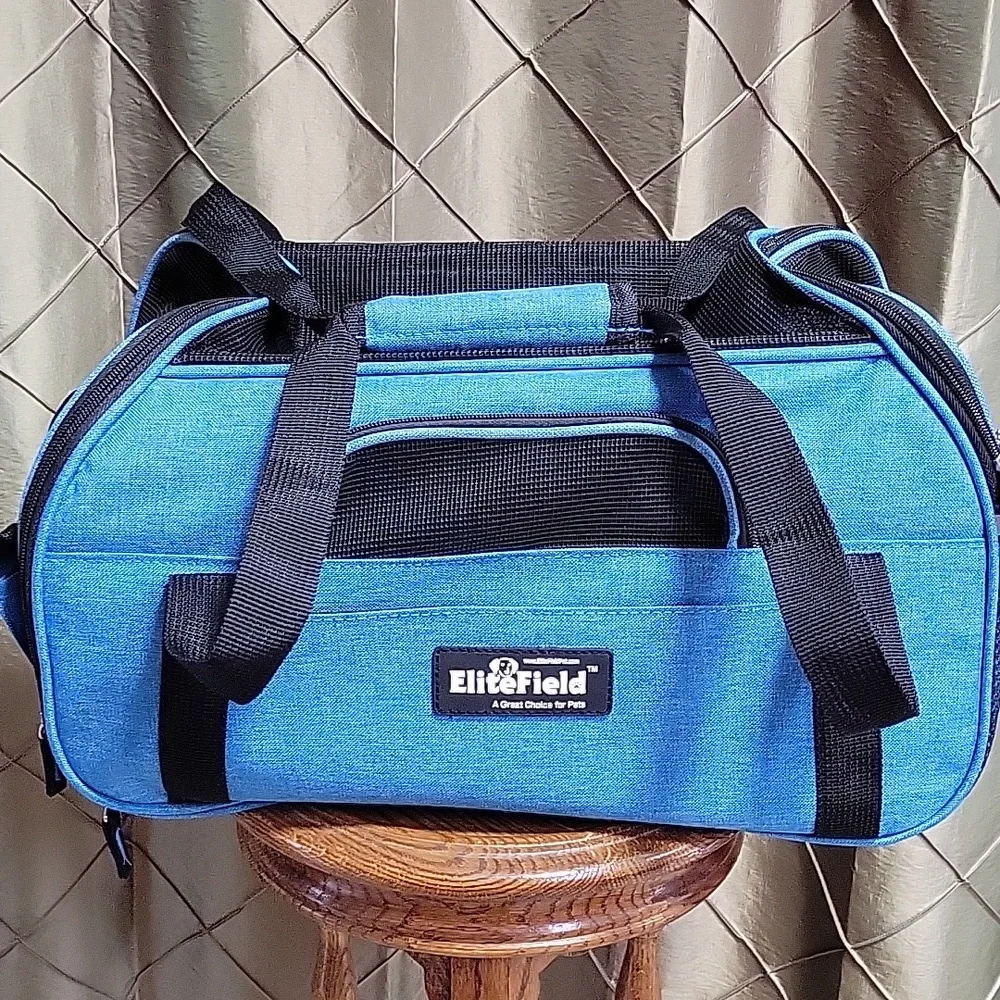 EUC- EliteField Airline Approved Soft Sided Pet Carrier w/Suitcase Slide Strap