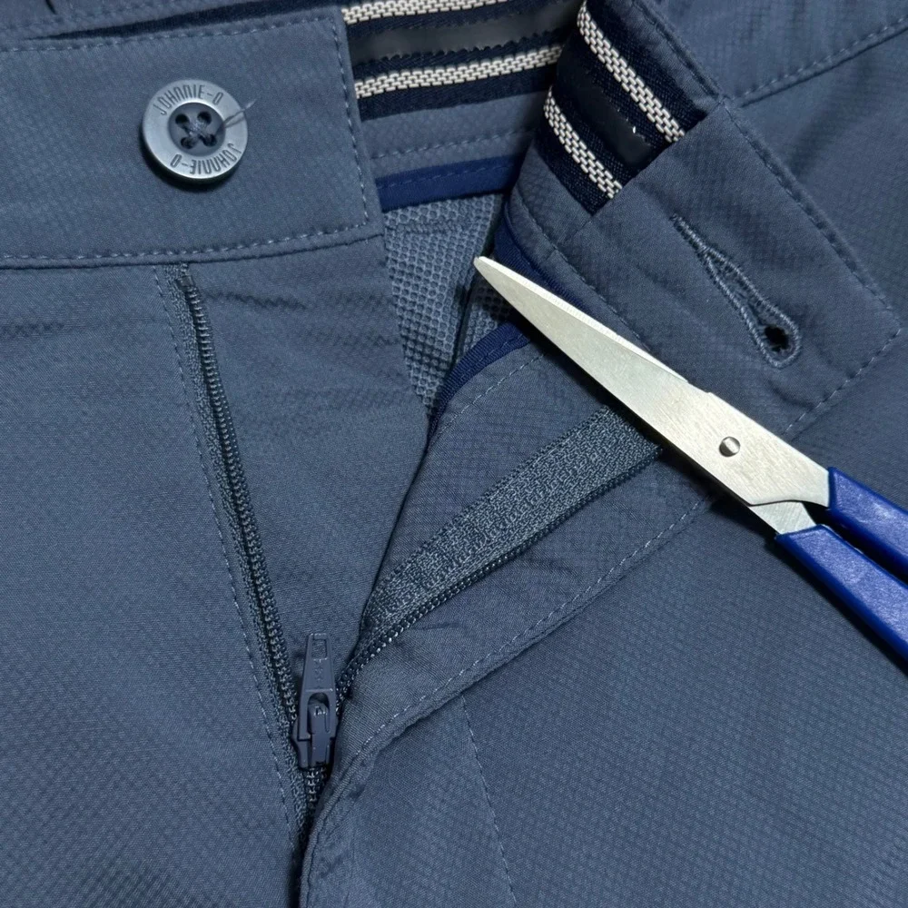 Johnnie-O Mens Blue Performance Stretch Golf Flat Front Shorts Size 38 NWOT