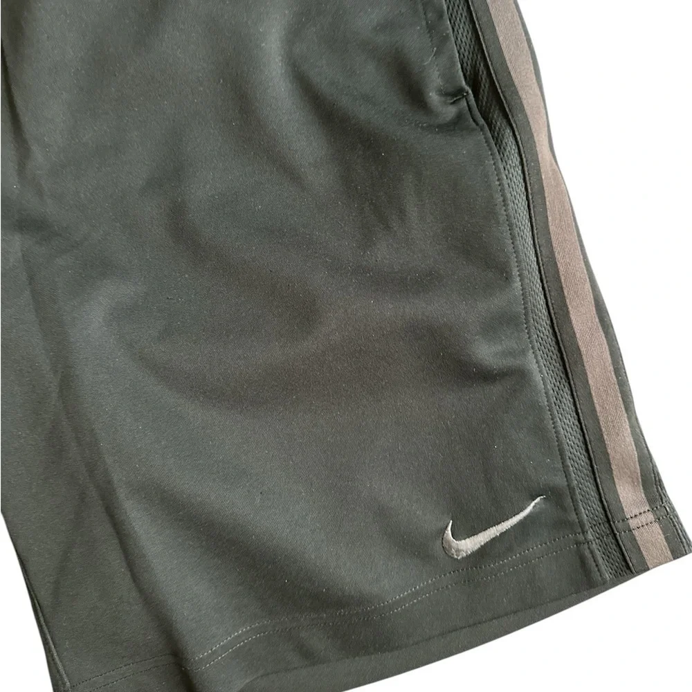 Nike Men's Black Athletic Swim Fit Small to Medium Shorts