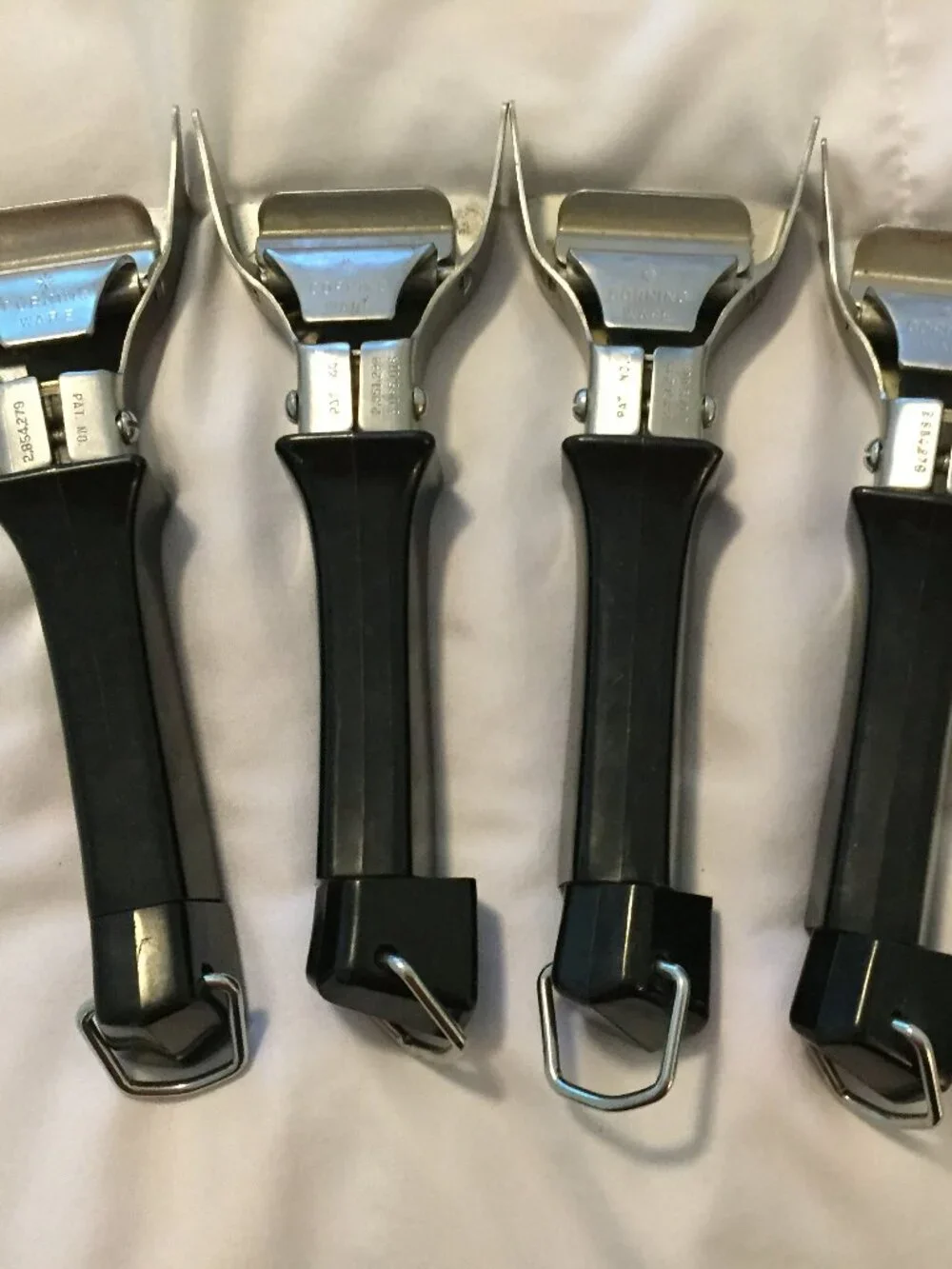 4 VTG Corning Ware Twist Detachable Lock On Casserole Holder Black Handle Lot