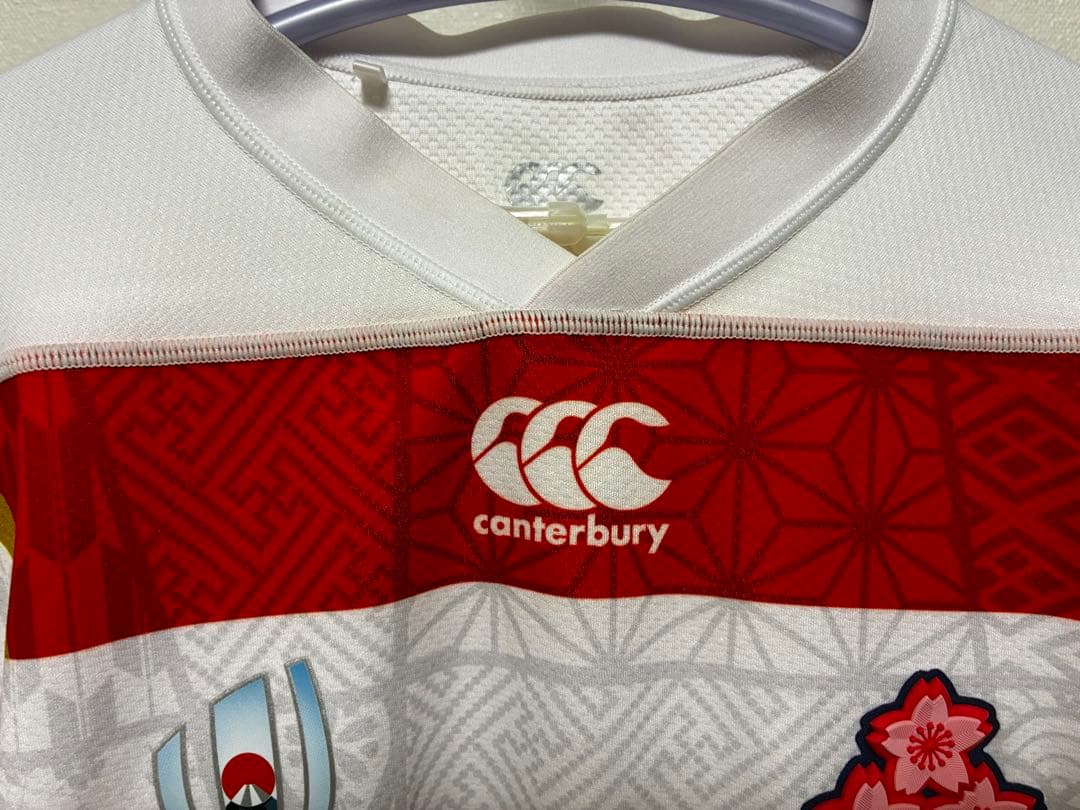 Worn a few times, RWC2019 Rugby Japan National Team Replica Jersey, Size S, Made by Canterbury