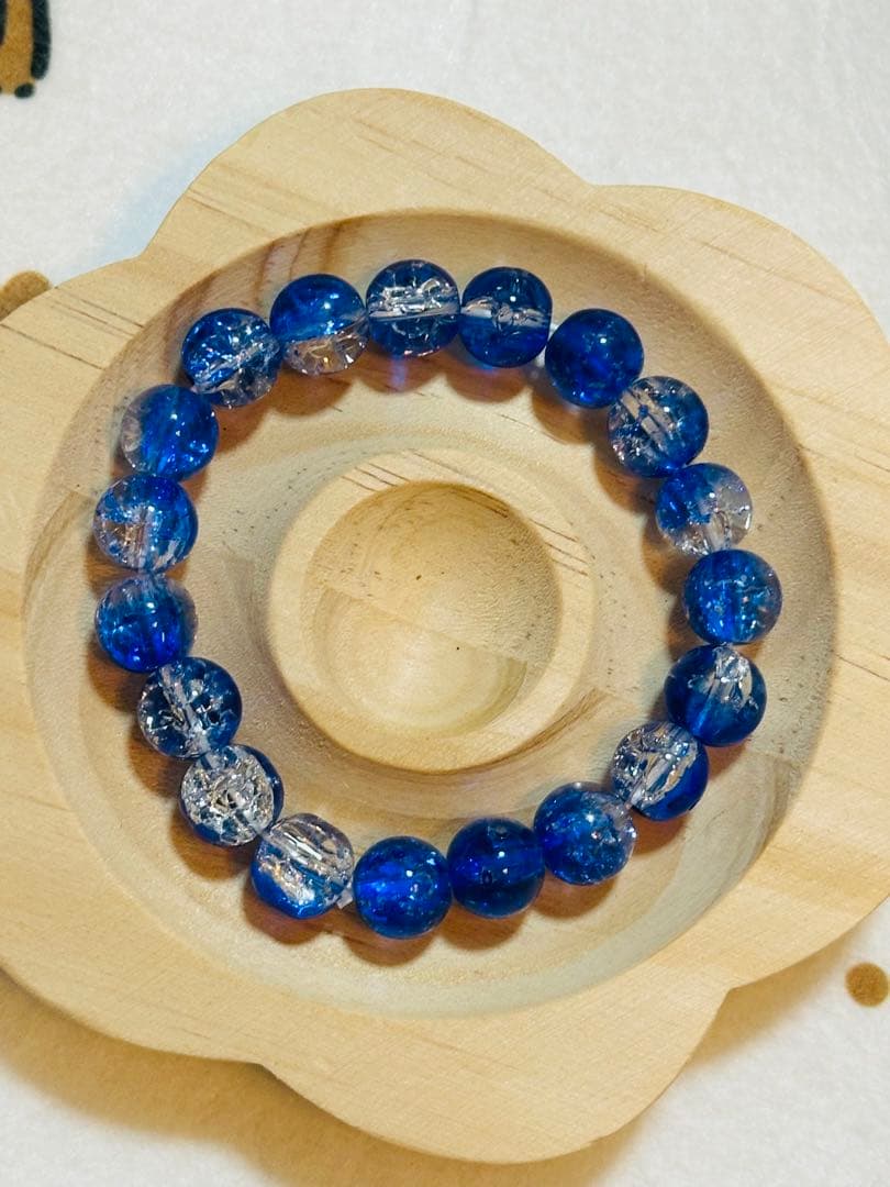 Blue and clear bead bracelet