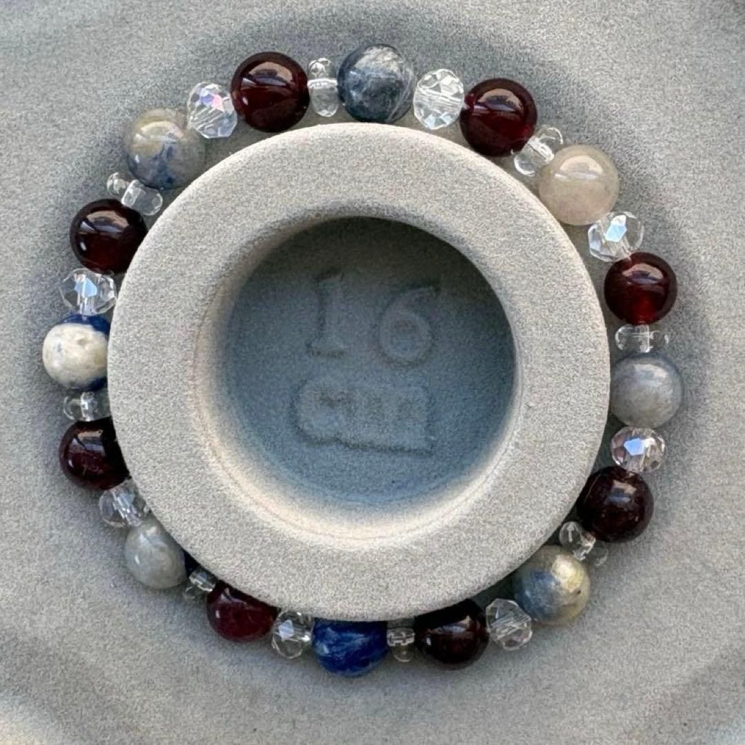 Natural Stone Bracelet Blue Garnet Power Stone Bracelet No. 243
