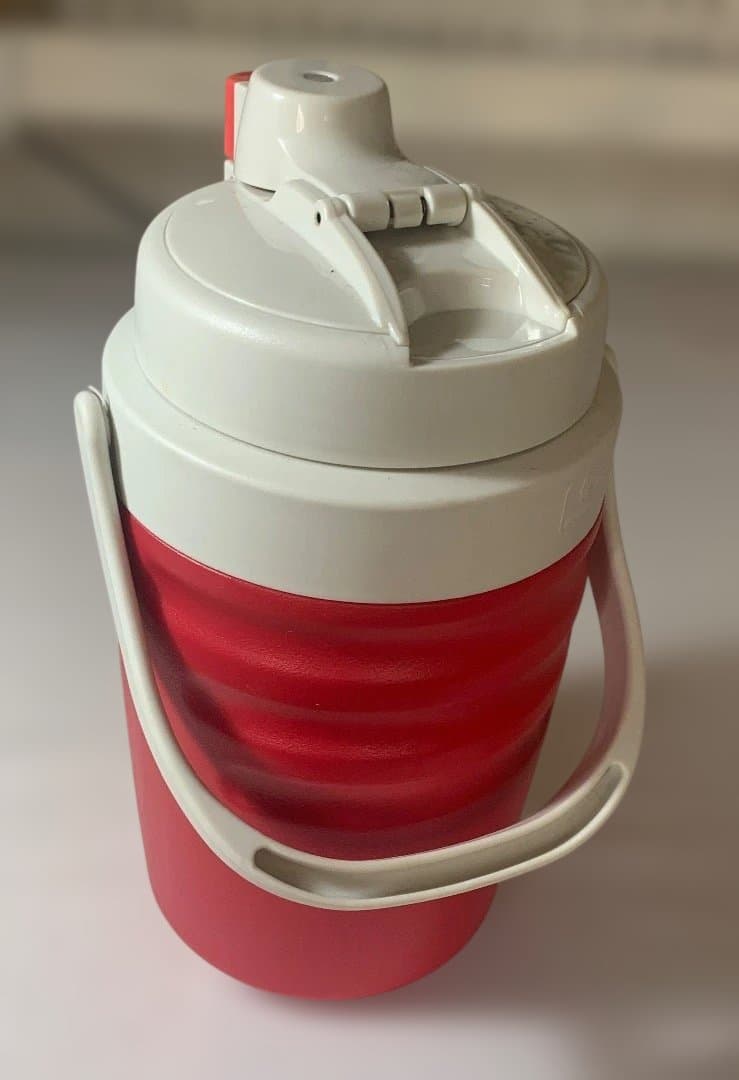 Unused Captain Stag One-Touch Handy Jug 2L M-5084 Red