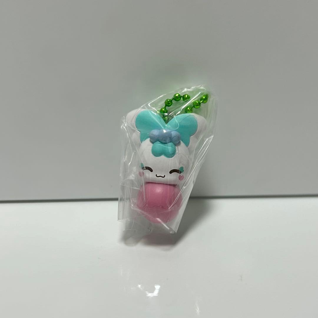 Puchi Kyua Mascot with Choco Snack 3 Puchi Kyua Cofre