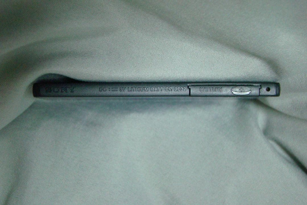 Working item ♬ SONY ICR-520 AM card-sized radio Sony